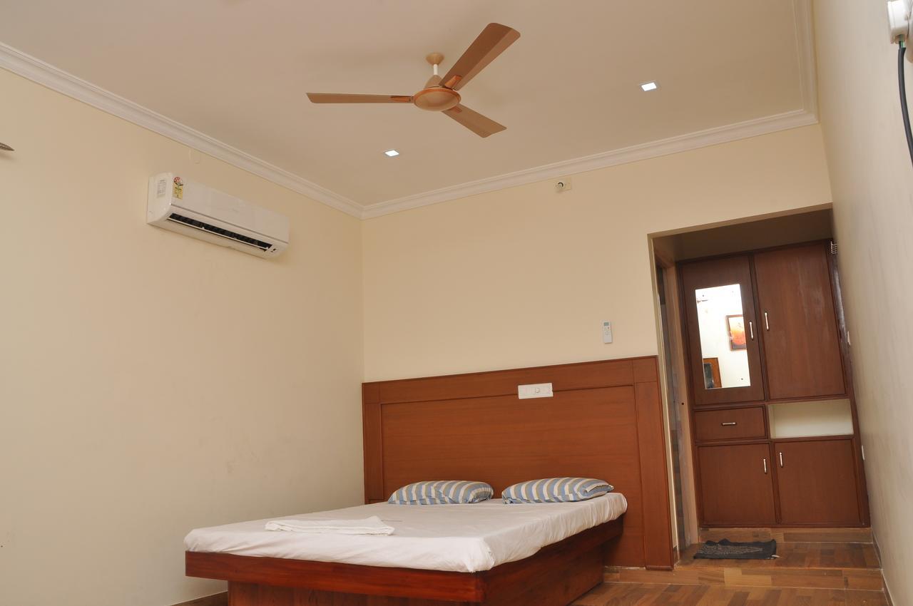 Altis Lodge Erode Εξωτερικό φωτογραφία